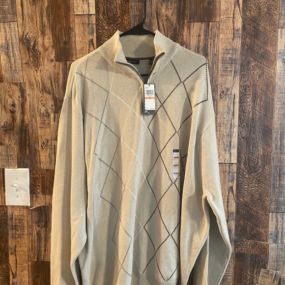 Van Heusen Other - New with tag Vanheusen long sleeve beige sweater size 3XL